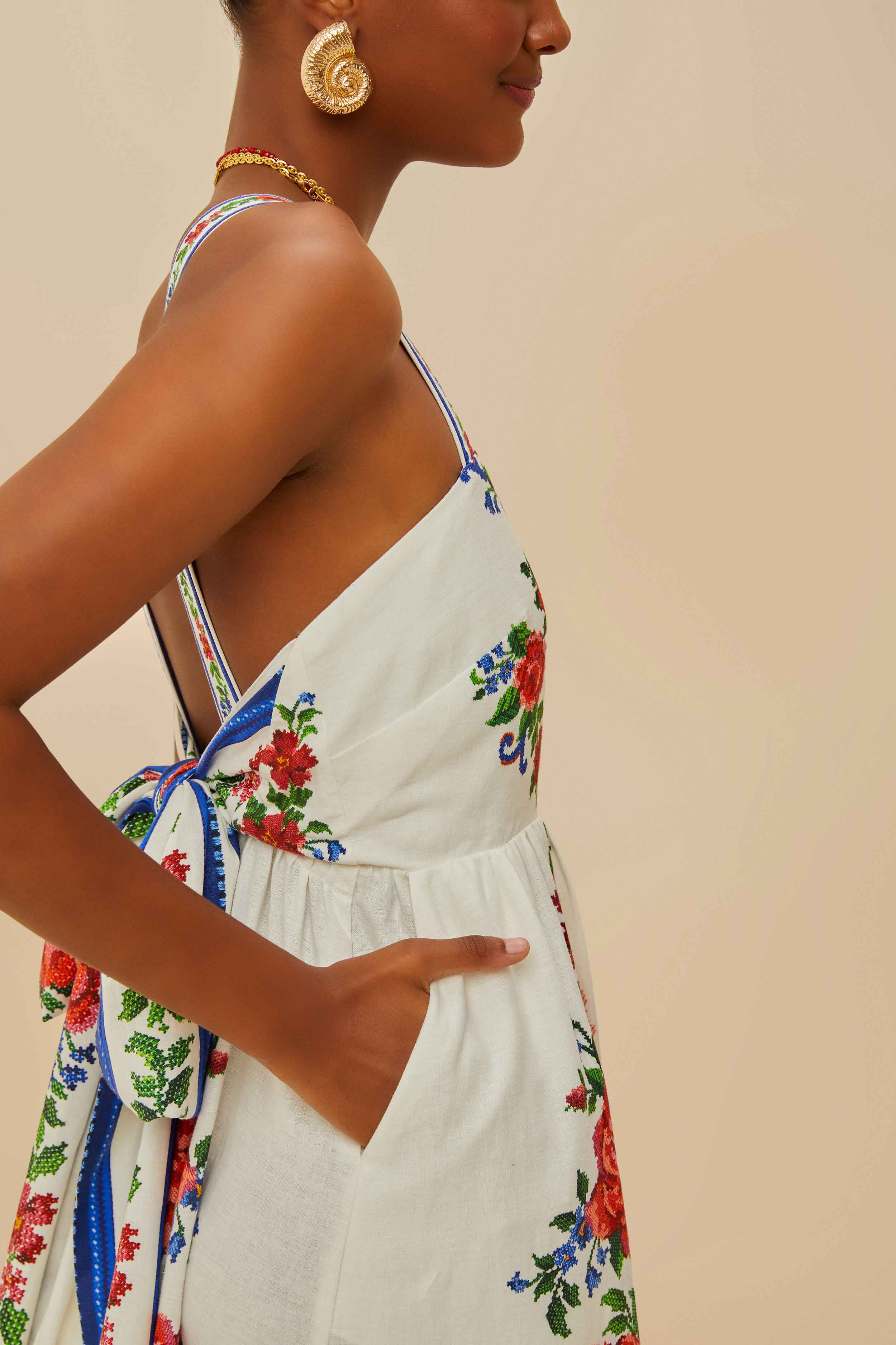 Off-White Flower Tapestry LENZING™ ECOVERO™ Euroflax™ Maxi Dress
