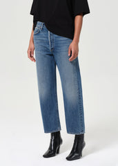 90's Crop Mid Rise Straight in Bounty