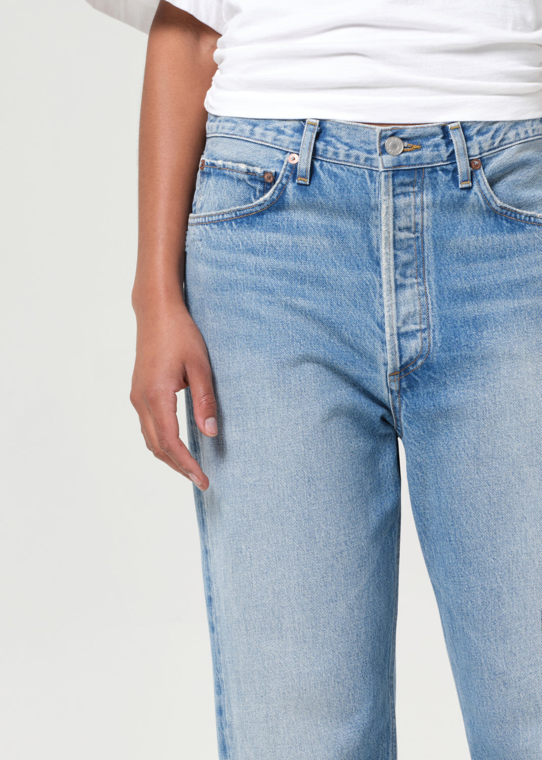 90's Crop Mid Rise Straight in Vault