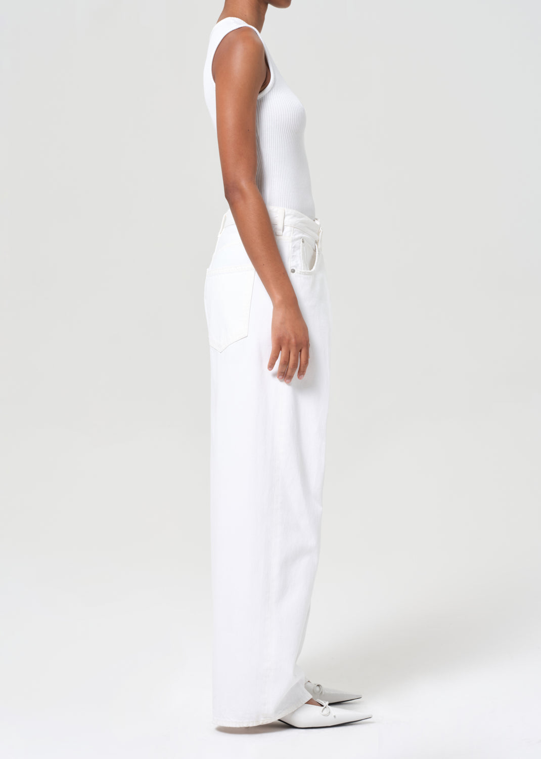 Vana Fold Jean in Milkshake