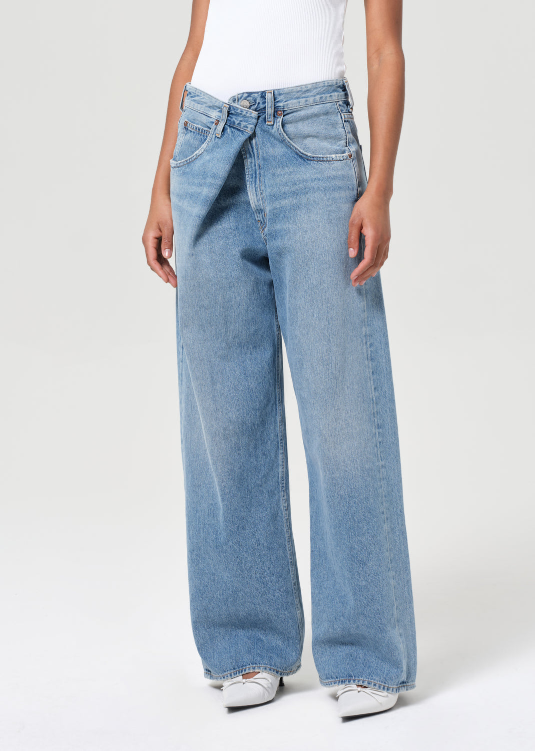 Vana Fold Jean in Mantra