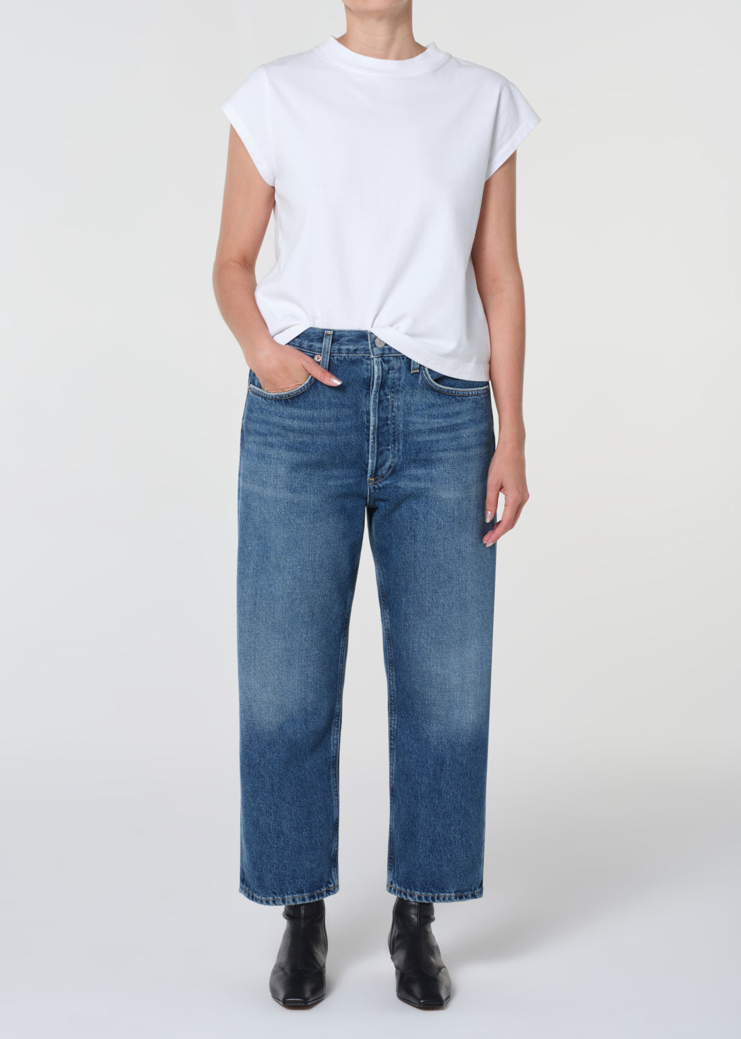 90'S Crop Mid Rise Straight Petite in Bounty