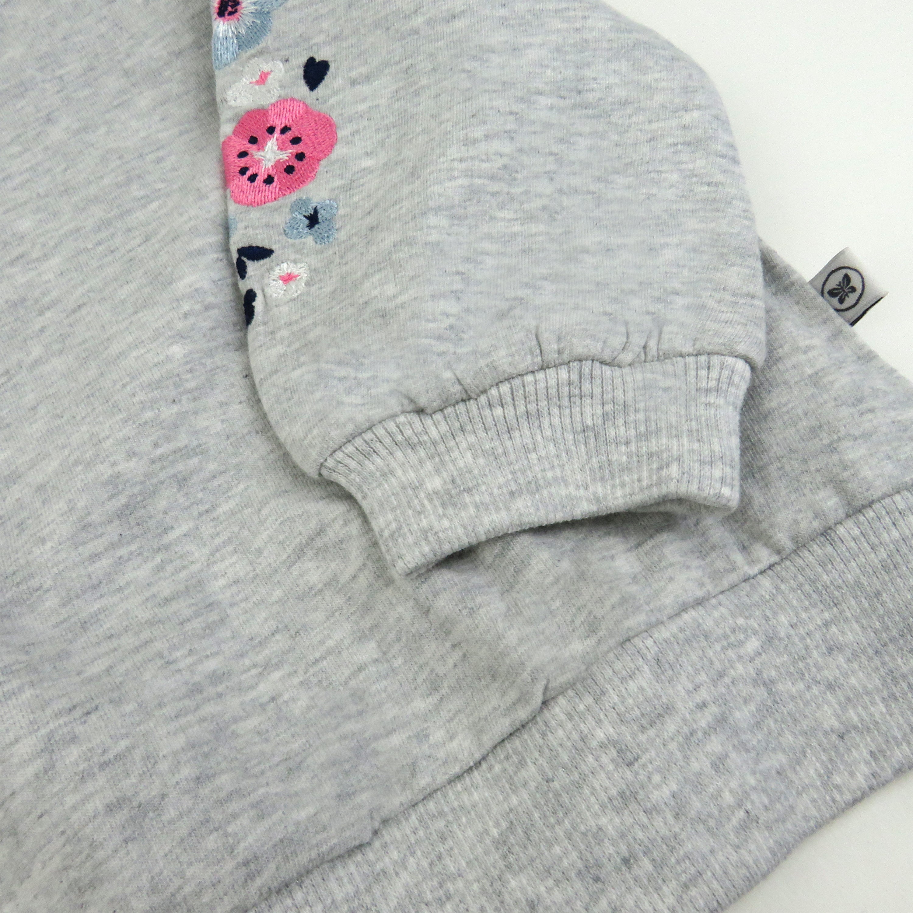 2-Piece Cozy Sweatsuit with Embroidered Sleeve