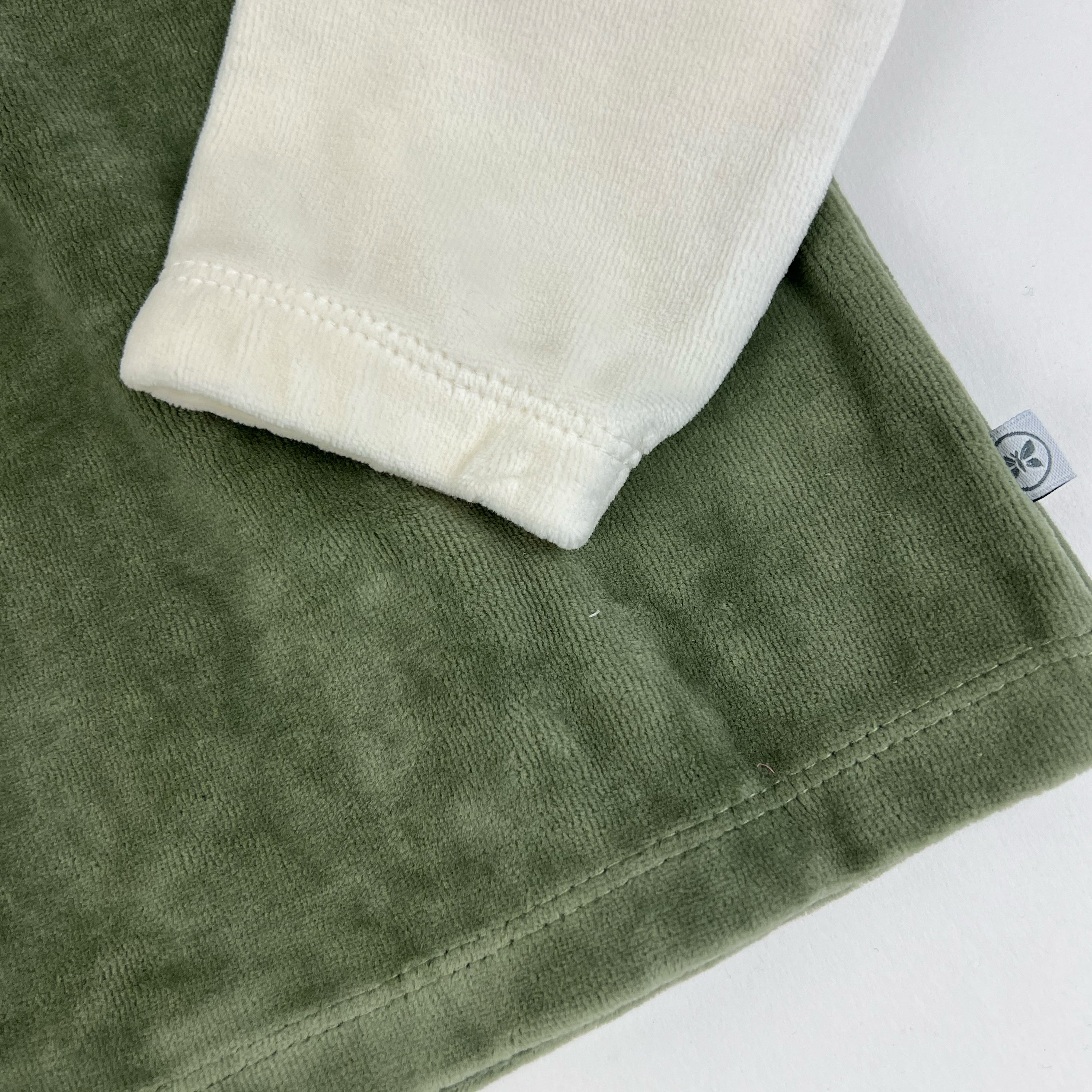 2-Piece Velour Quarter Zip Sweatsuit