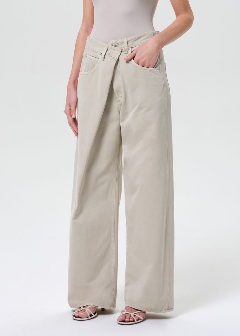 Vana Fold Jean in Comb